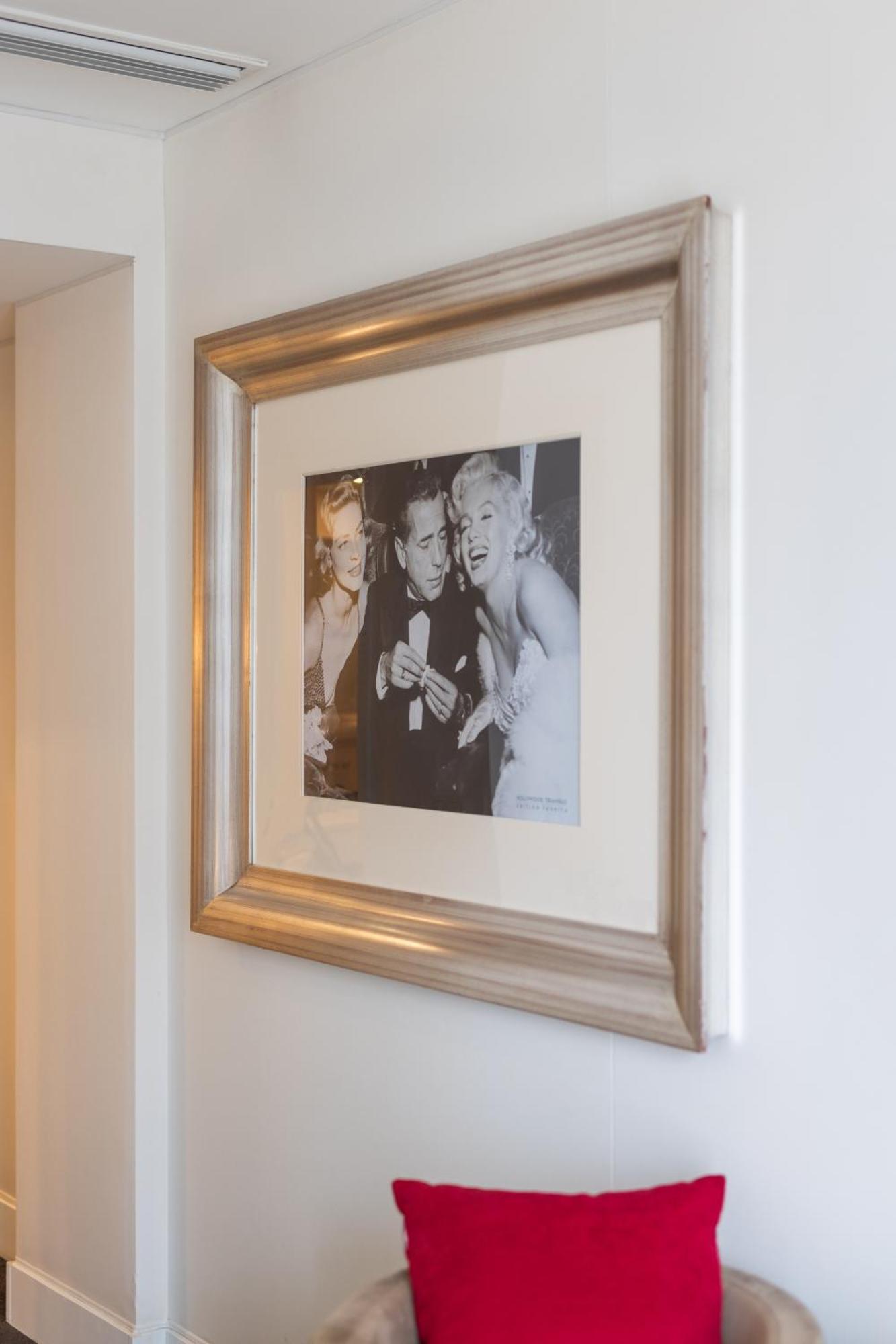 Renoir Hotel 4*