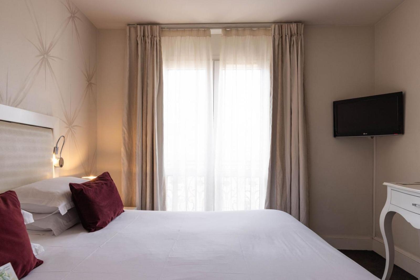 Hotel Renoir 4*